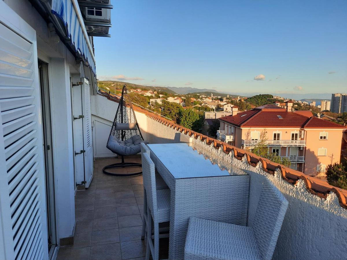 Sea View Later Apartment Rijeka Extérieur photo